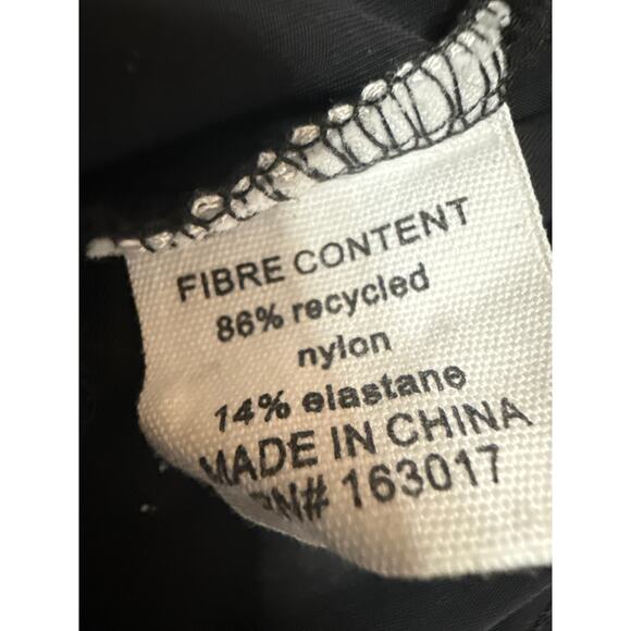 Princess Polly Women's Black Sleeveless Mock Neck Side Tie Tank Top Size 6 - Picture 4 of 4